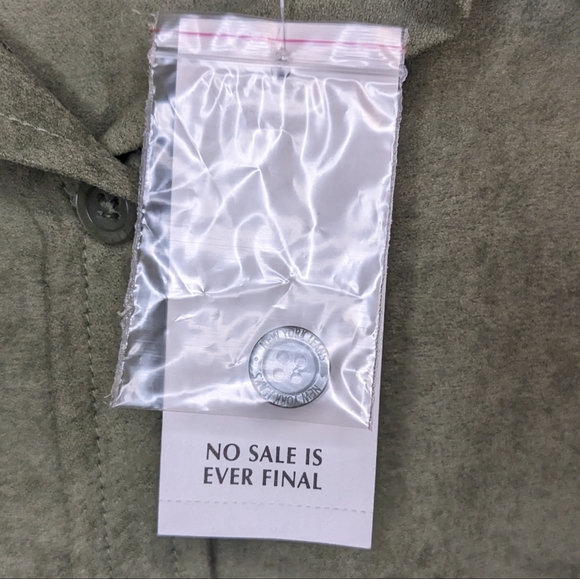 NWT New York & Company Women's Green Button Down Shirt XL ✨ - Picture 12 of 12